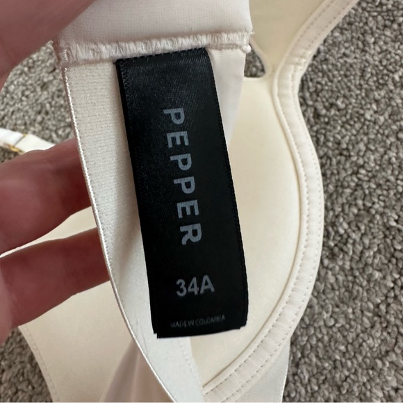 Pepper Zero-G Wirefree Lift Up Bra Size 34A - Picture 3 of 5